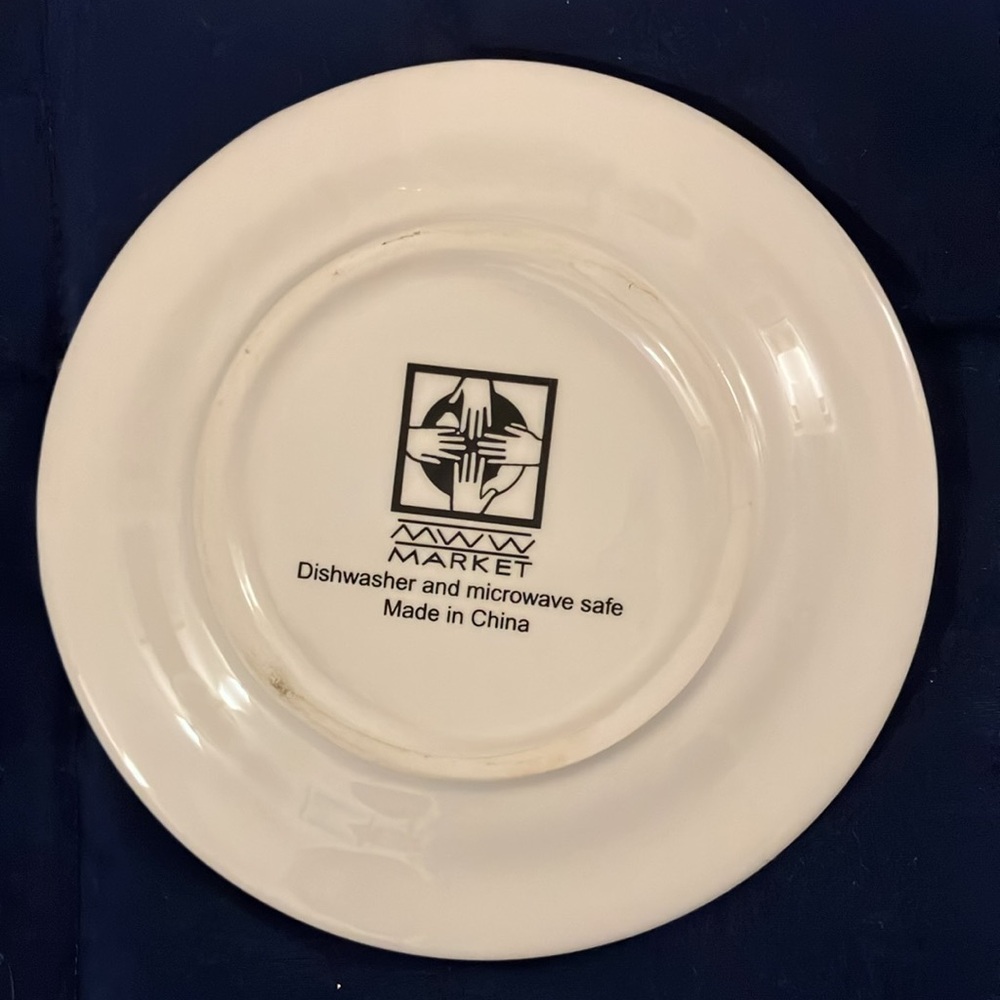 Manual Woodworkers & Weavers, Inc. 4 4 1/2” Ice Cream Motif Ceramic Mini Plates - Picture 8 of 11